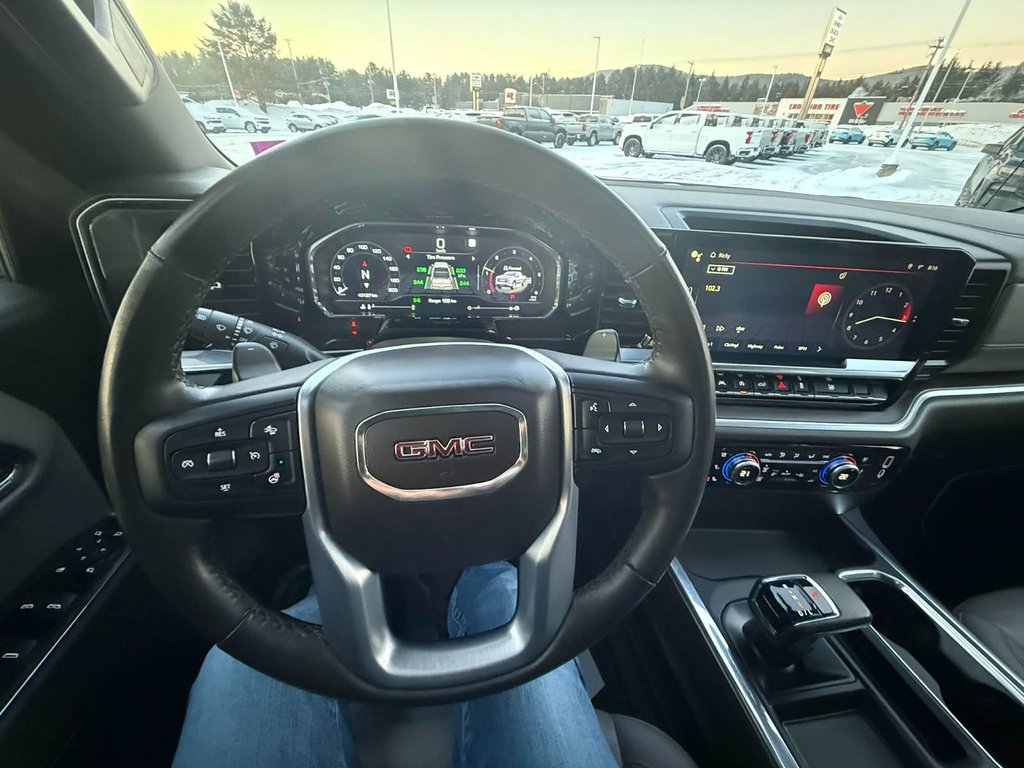 2022 GMC Sierra 1500 SLT in Edmundston, New Brunswick - 22 - w1024h768px