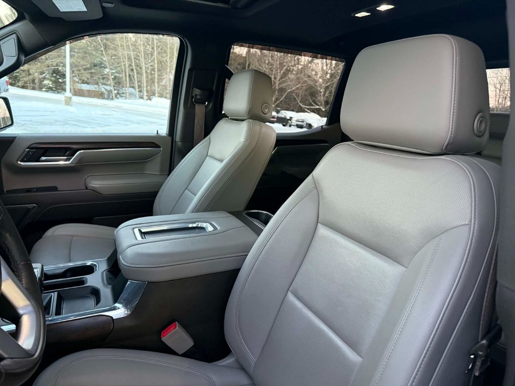 2022 GMC Sierra 1500 SLT in Edmundston, New Brunswick - 13 - w1024h768px