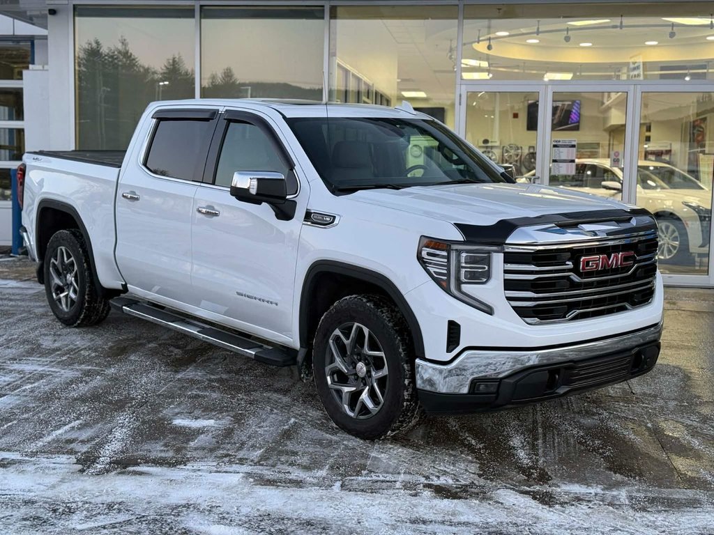 2022 GMC Sierra 1500 SLT in Edmundston, New Brunswick - 2 - w1024h768px