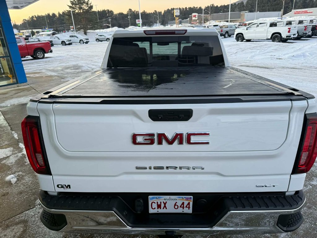 2022 GMC Sierra 1500 SLT in Edmundston, New Brunswick - 6 - w1024h768px