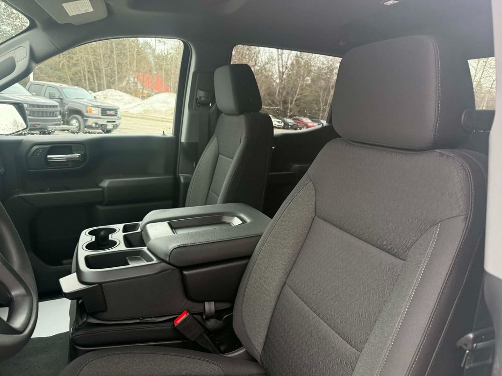 2026 GMC Sierra 1500 PRO in Edmundston, New Brunswick - 9 - w1024h768px