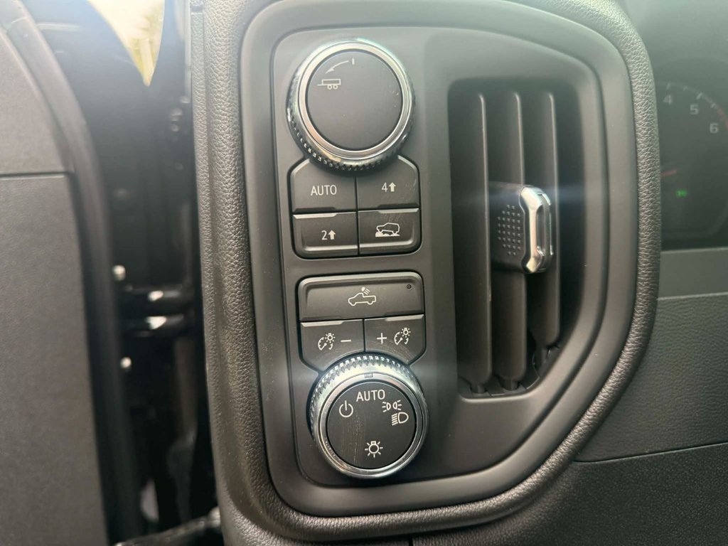 2026 GMC Sierra 1500 PRO in Edmundston, New Brunswick - 9 - w1024h768px