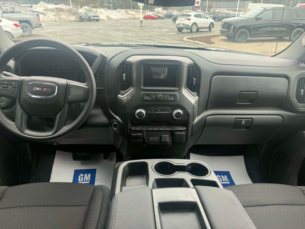 2026 GMC Sierra 1500 PRO in Edmundston, New Brunswick - 10 - w1024h768px