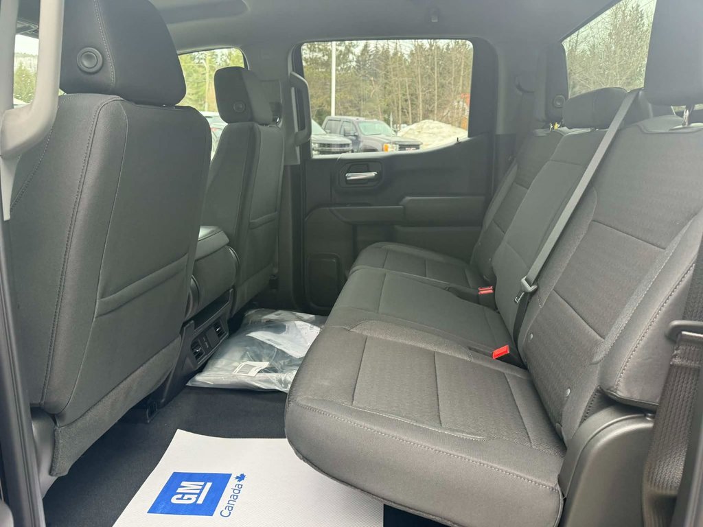GMC Sierra 1500 PRO 2026 à Edmundston, Nouveau-Brunswick - 11 - w1024h768px