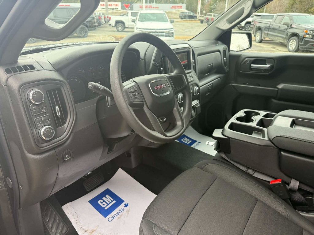 GMC Sierra 1500 PRO 2026 à Edmundston, Nouveau-Brunswick - 12 - w1024h768px