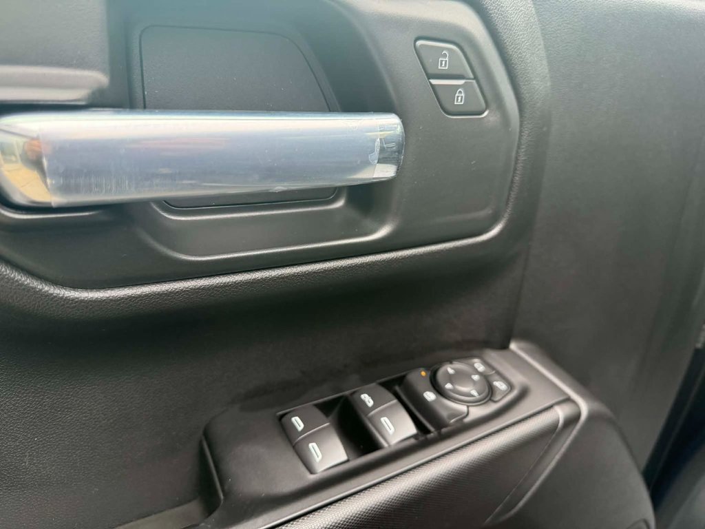 GMC Sierra 1500 PRO 2026 à Edmundston, Nouveau-Brunswick - 11 - w1024h768px