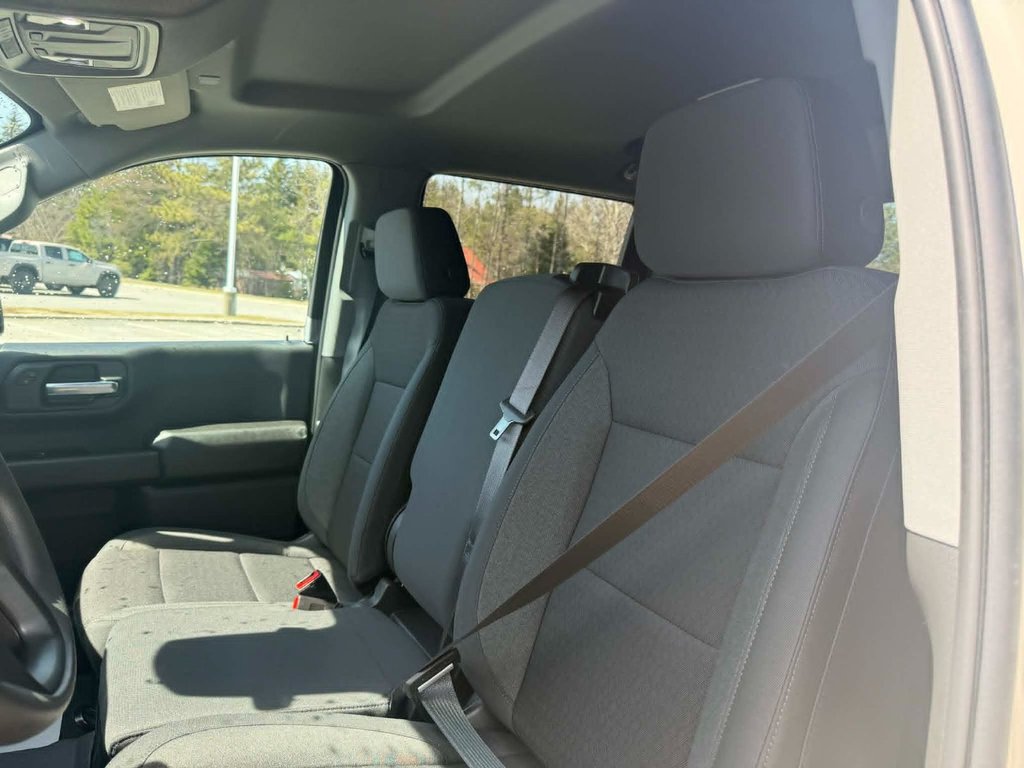GMC Sierra 1500 PRO 2026 à Edmundston, Nouveau-Brunswick - 17 - w1024h768px