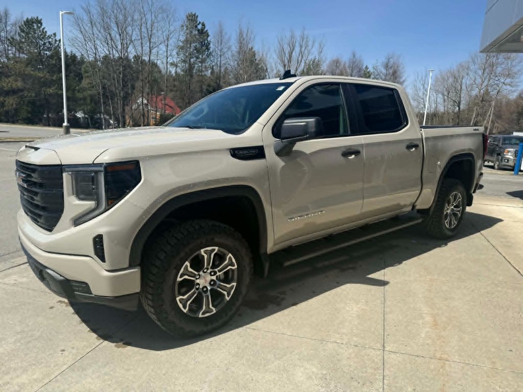 GMC Sierra 1500 PRO 2026 à Edmundston, Nouveau-Brunswick - 3 - w1024h768px