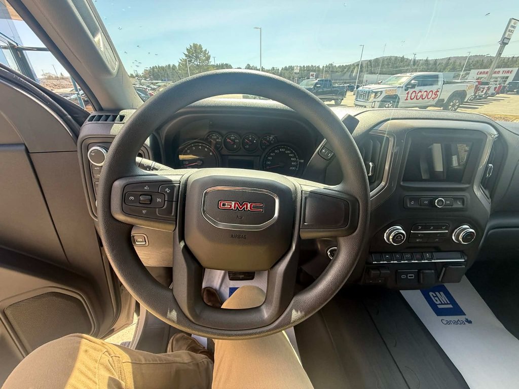 GMC Sierra 1500 PRO 2026 à Edmundston, Nouveau-Brunswick - 16 - w1024h768px