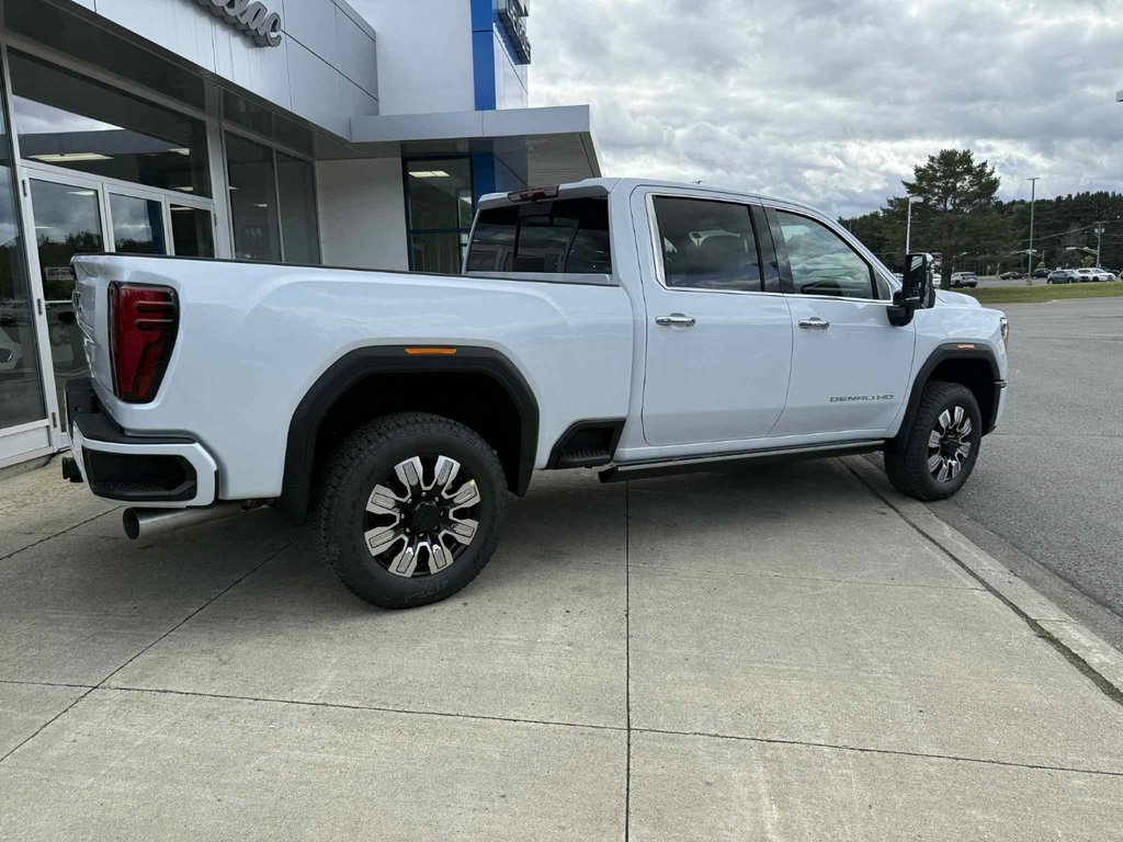 GMC SIERRA 2500 DENALI CREW CAB  2026 à Edmundston, Nouveau-Brunswick - 5 - w1024h768px