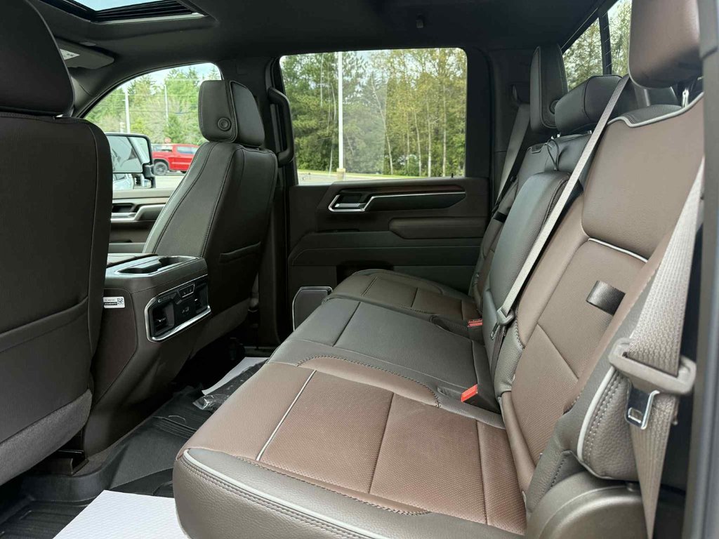 GMC SIERRA 2500 DENALI CREW CAB  2026 à Edmundston, Nouveau-Brunswick - 21 - w1024h768px