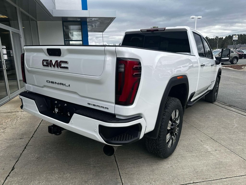 2025  Sierra 2500 HD DENALI in Edmundston, New Brunswick - 4 - w1024h768px