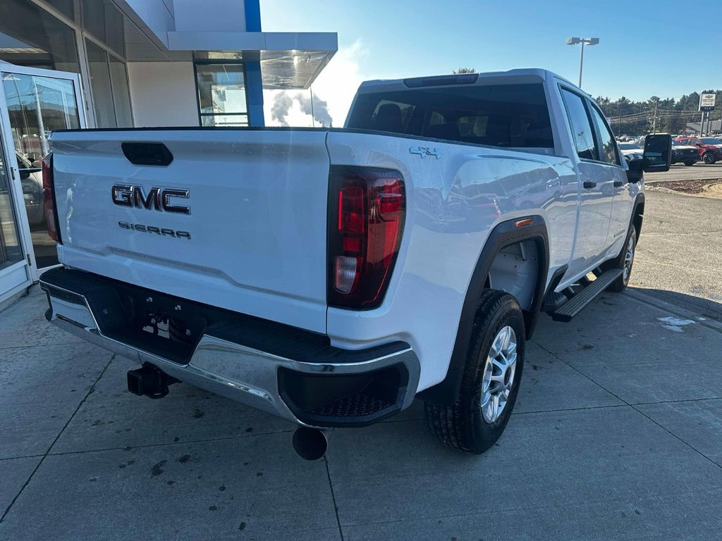 2025  Sierra 2500 HD PRO in Edmundston, New Brunswick - 4 - w1024h768px