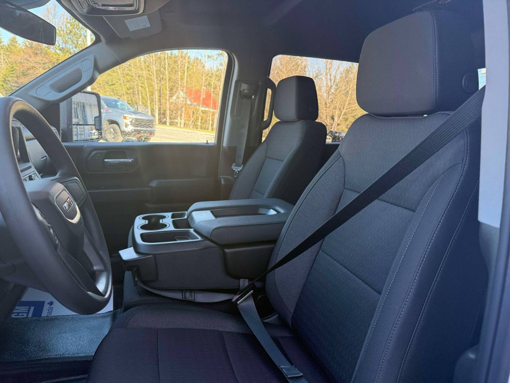 2025 GMC Sierra 2500 HD PRO in Edmundston, New Brunswick - 14 - w1024h768px