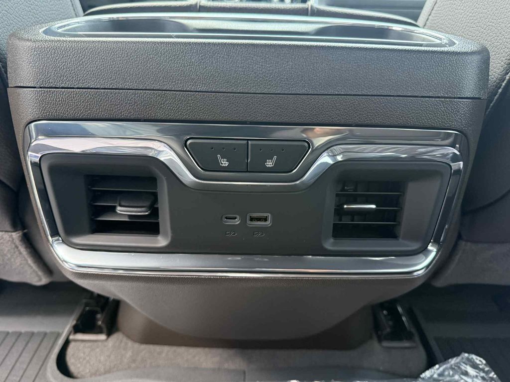 2025 GMC Sierra 2500 HD DENALI in Edmundston, New Brunswick - 12 - w1024h768px