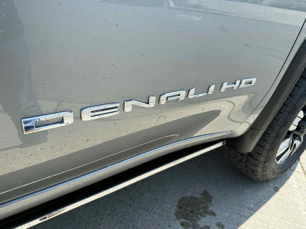 2025 GMC Sierra 2500 HD DENALI in Edmundston, New Brunswick - 19 - w1024h768px