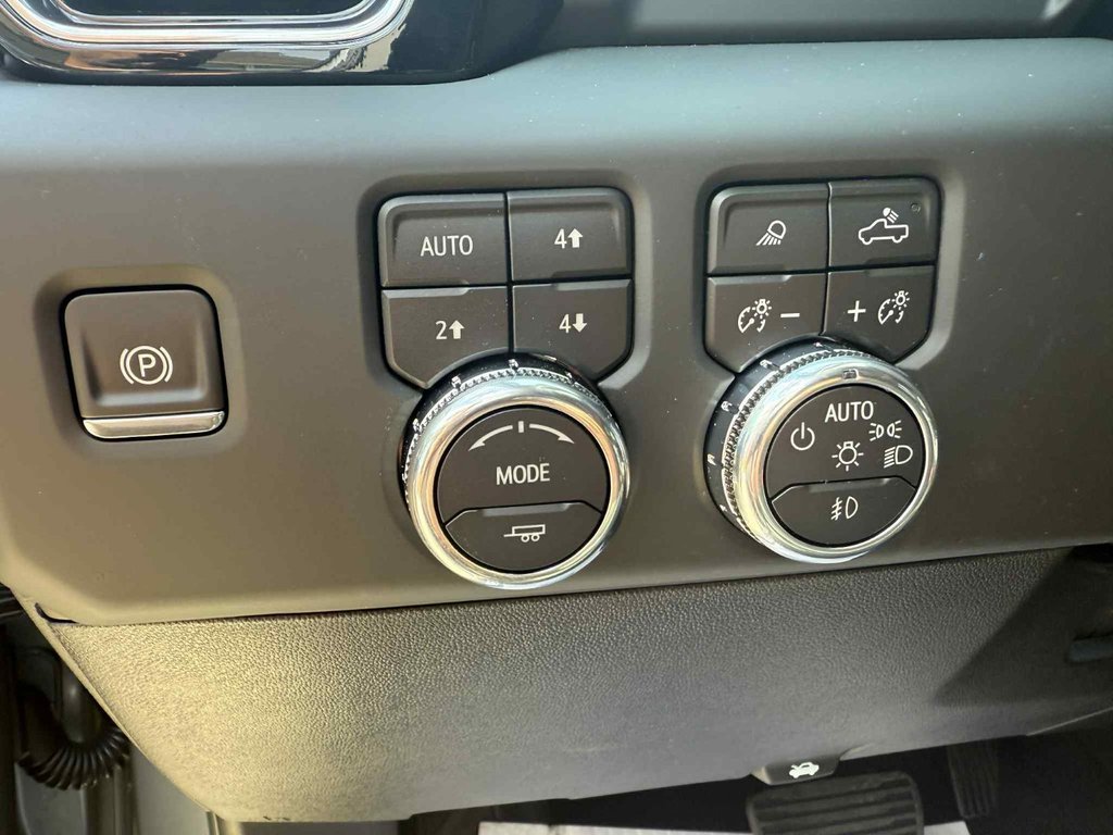 2025 GMC Sierra 2500 HD DENALI in Edmundston, New Brunswick - 18 - w1024h768px