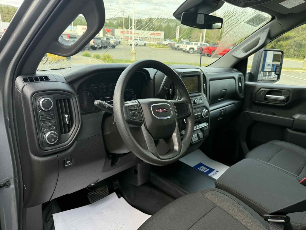 GMC Sierra 2500 HD PRO 2025 à Edmundston, Nouveau-Brunswick - 9 - w1024h768px