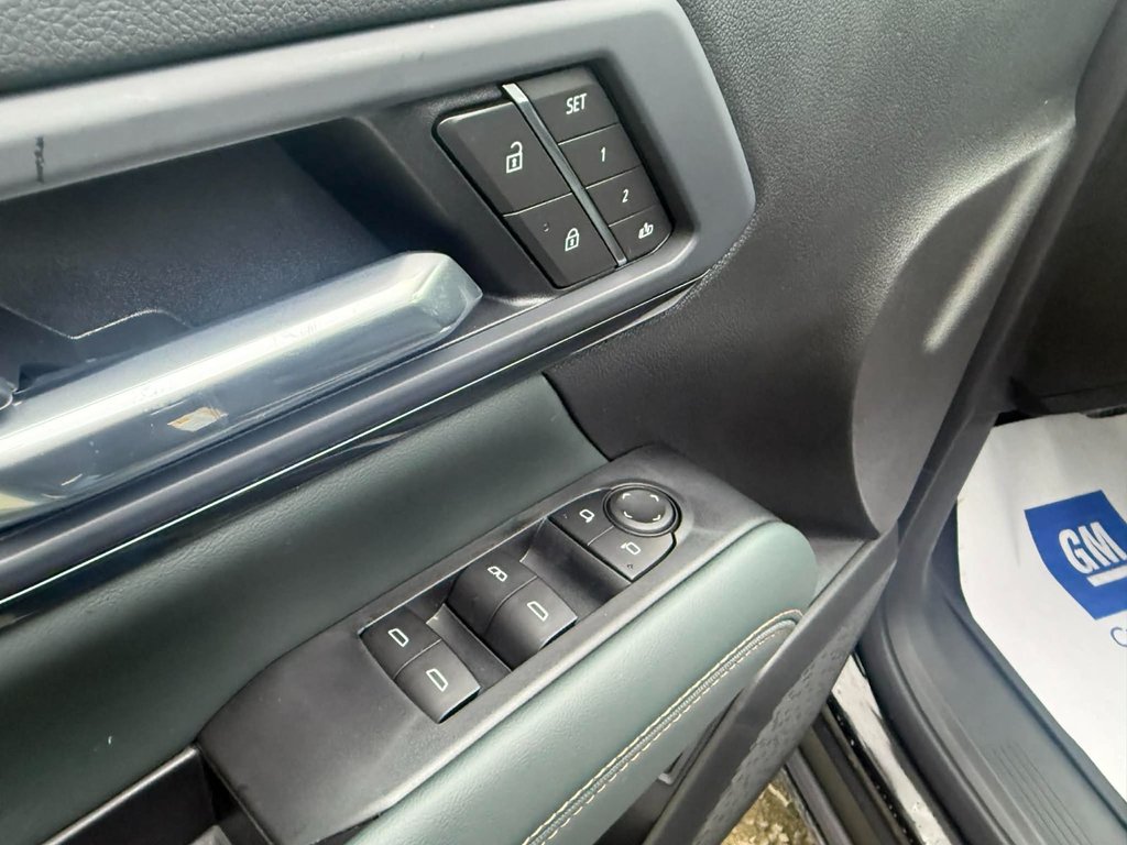 2026 GMC Terrain AT4 in Edmundston, New Brunswick - 14 - w1024h768px