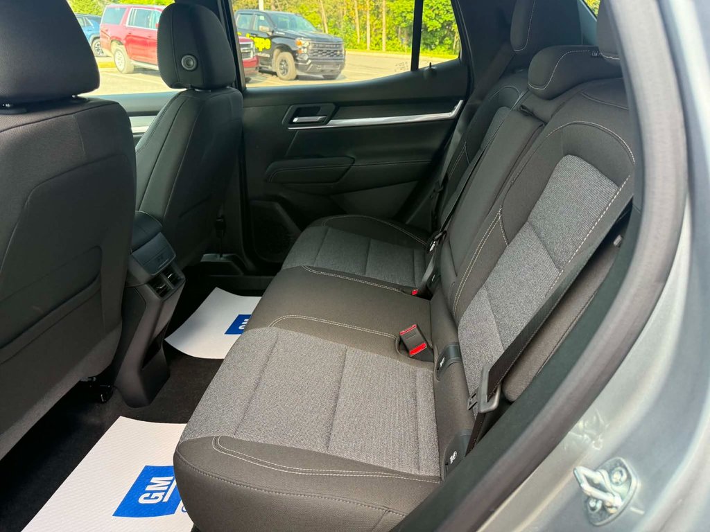 2027 GMC Terrain Elevation in Edmundston, New Brunswick - 10 - w1024h768px