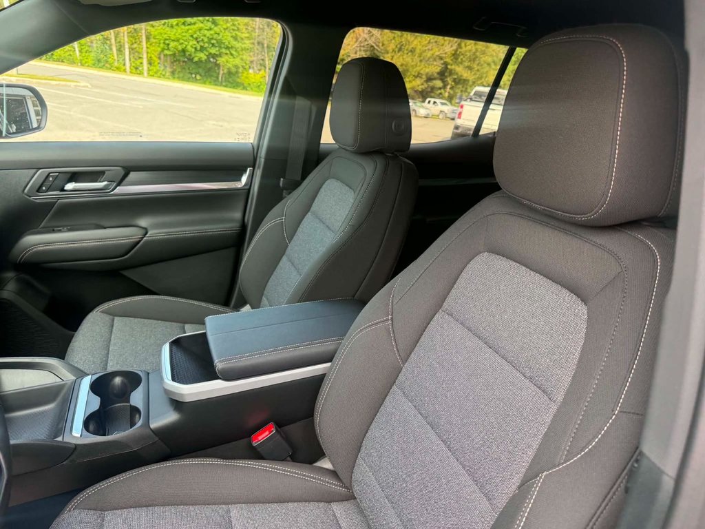 2027 GMC Terrain Elevation in Edmundston, New Brunswick - 12 - w1024h768px