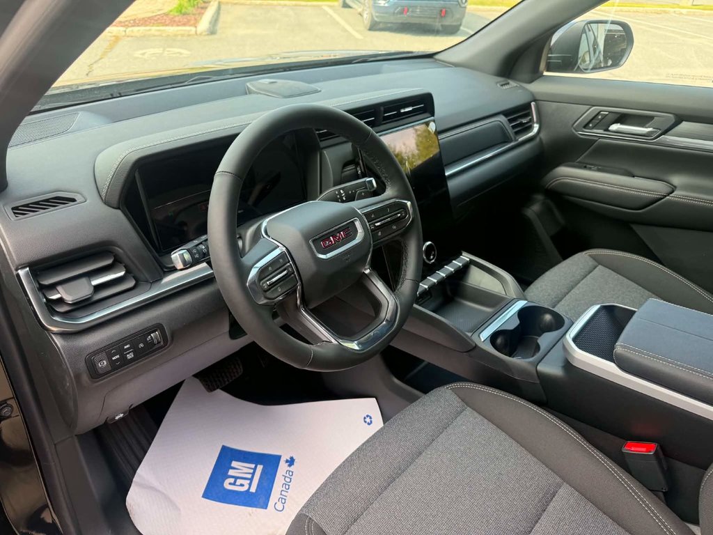 2027 GMC Terrain Elevation in Edmundston, New Brunswick - 10 - w1024h768px