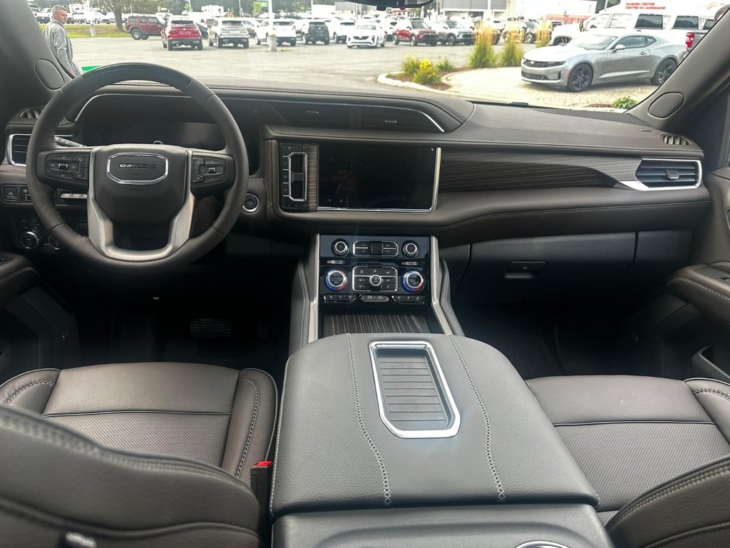 Yukon XL DENALI 2024 à Edmundston, Nouveau-Brunswick - 8 - w1024h768px