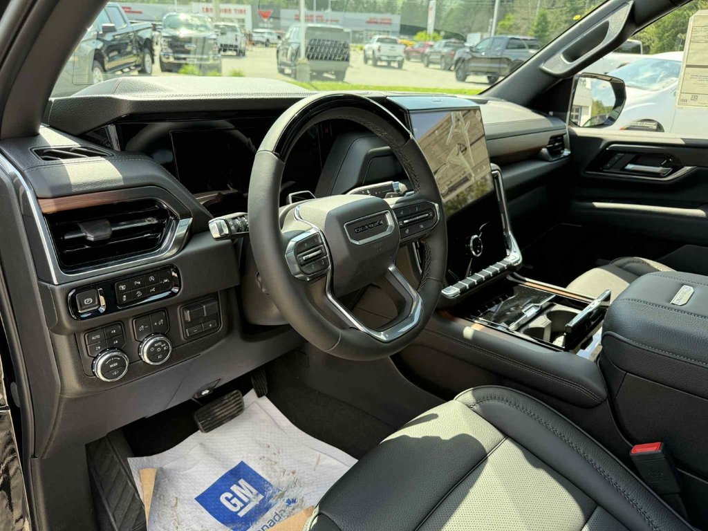 GMC Yukon XL Denali 2025 à Edmundston, Nouveau-Brunswick - 8 - w1024h768px