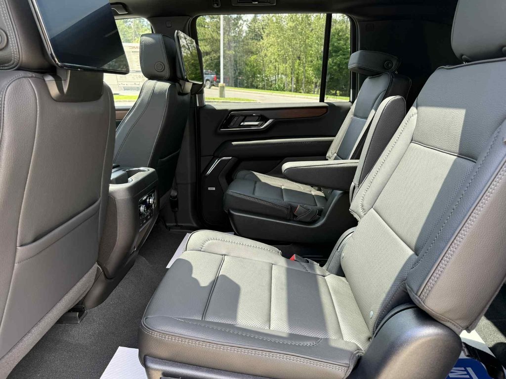 2025 GMC Yukon XL Denali in Edmundston, New Brunswick - 13 - w1024h768px