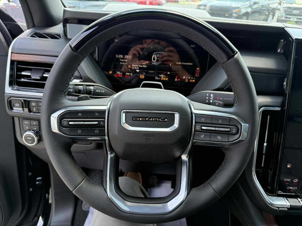 2025 GMC Yukon XL Denali in Edmundston, New Brunswick - 8 - w1024h768px
