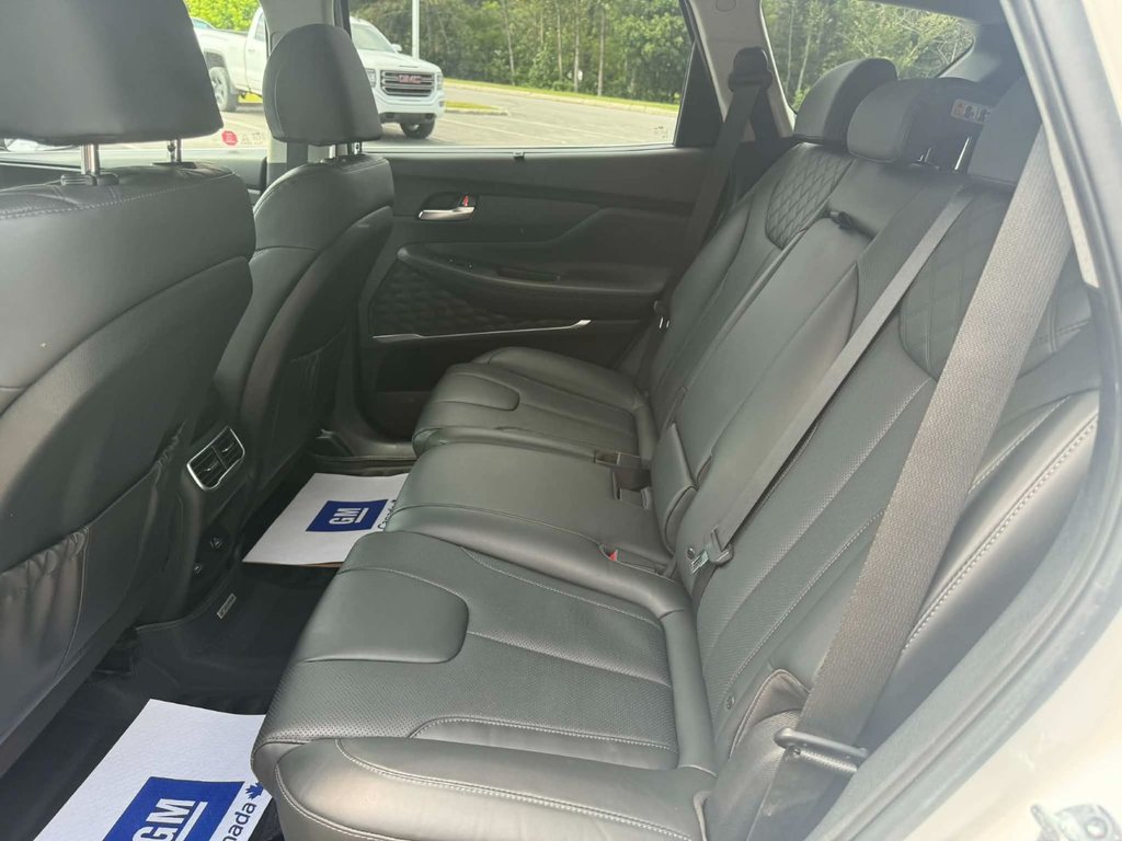 Hyundai Santa Fe Hybrid Luxury 2023 à Edmundston, Nouveau-Brunswick - 9 - w1024h768px