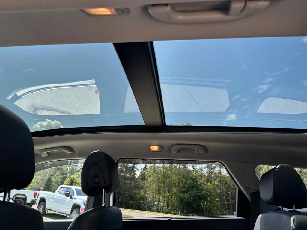 Hyundai Santa Fe XL Luxury 2017 à Edmundston, Nouveau-Brunswick - 9 - w1024h768px