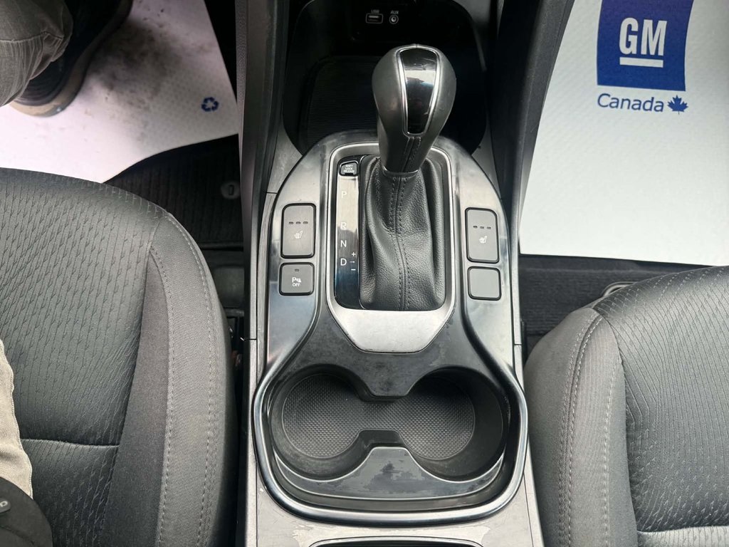 2017 Hyundai Santa Fe XL Premium in Edmundston, New Brunswick - 11 - w1024h768px