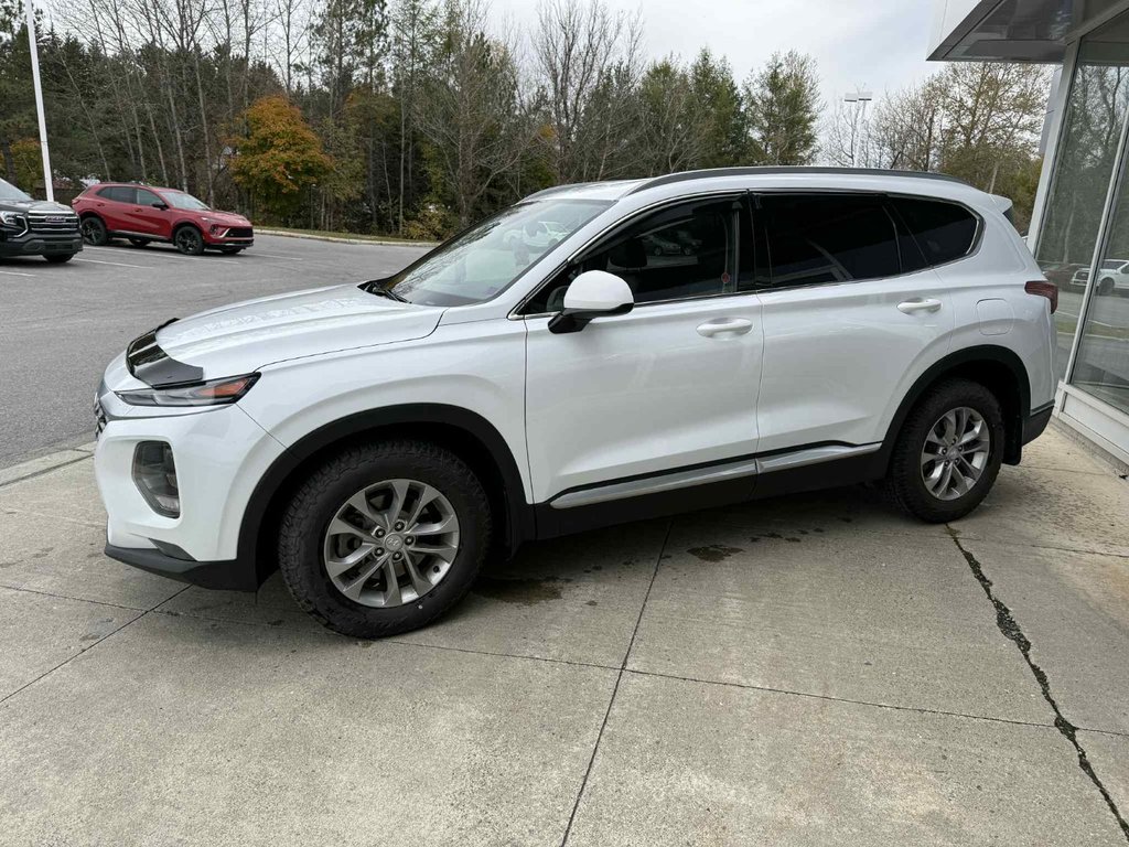 2019 Hyundai Santa Fe Essential in Edmundston, New Brunswick - 5 - w1024h768px