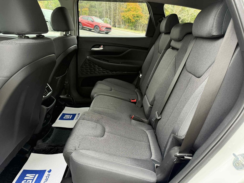 2019 Hyundai Santa Fe Essential in Edmundston, New Brunswick - 17 - w1024h768px