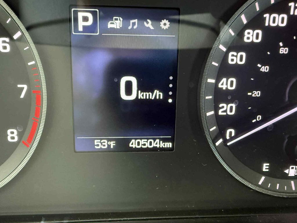 2016 Hyundai Sonata 2.4L GL in Edmundston, New Brunswick - 15 - w1024h768px
