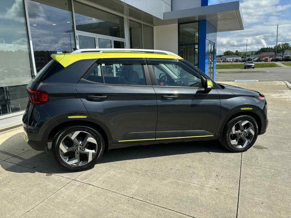 Hyundai Venue Trend w/Urban Pkg/Grey-Lime Interior 2020 à Edmundston, Nouveau-Brunswick - 4 - w1024h768px
