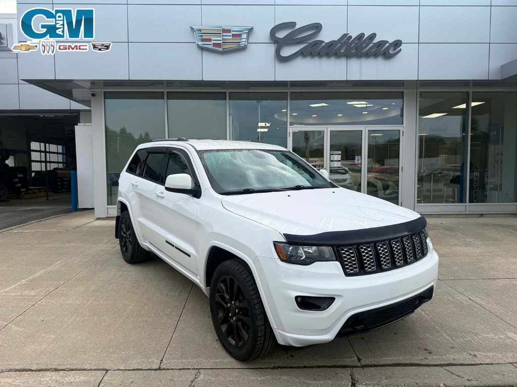 2020 Jeep Grand Cherokee Altitude in Edmundston, New Brunswick - 1 - w1024h768px
