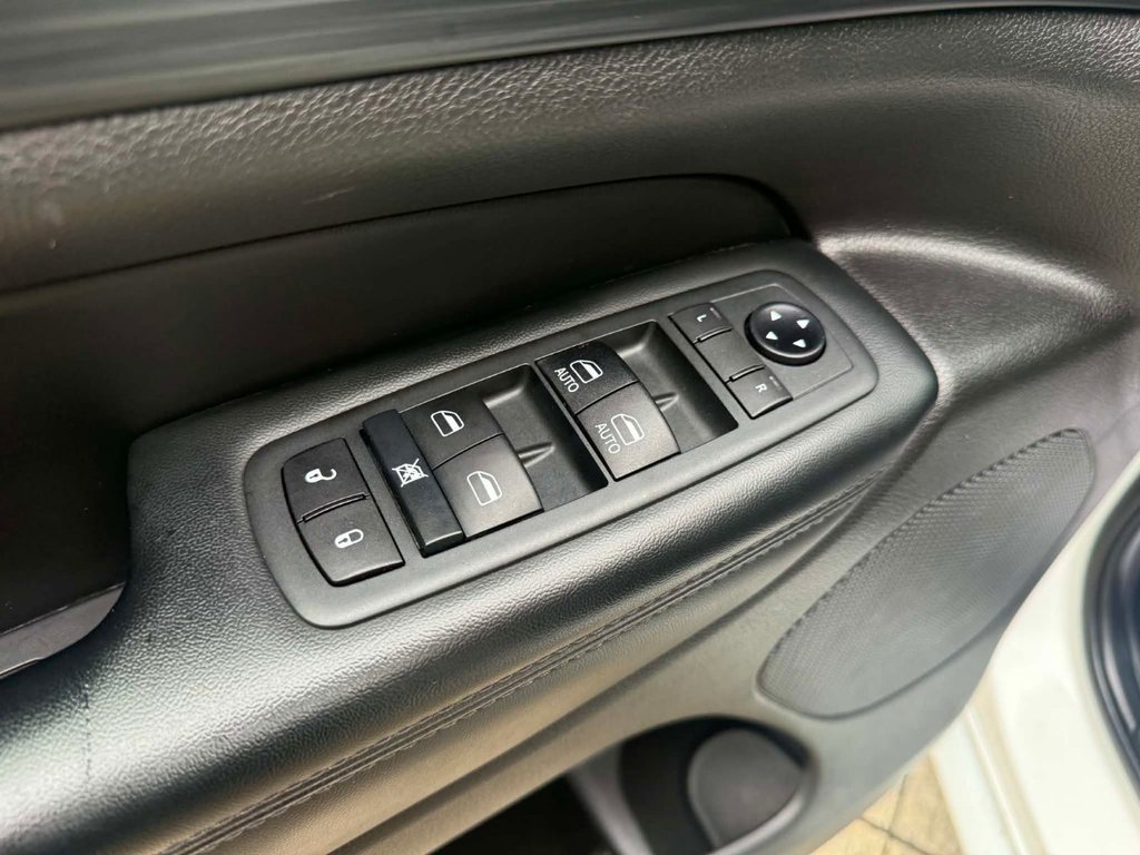 2020 Jeep Grand Cherokee Altitude in Edmundston, New Brunswick - 17 - w1024h768px