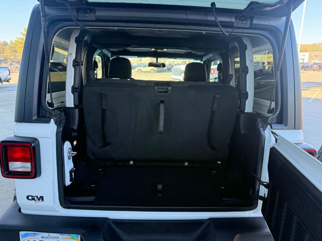 Jeep Wrangler Sport 2022 à Edmundston, Nouveau-Brunswick - 7 - w1024h768px