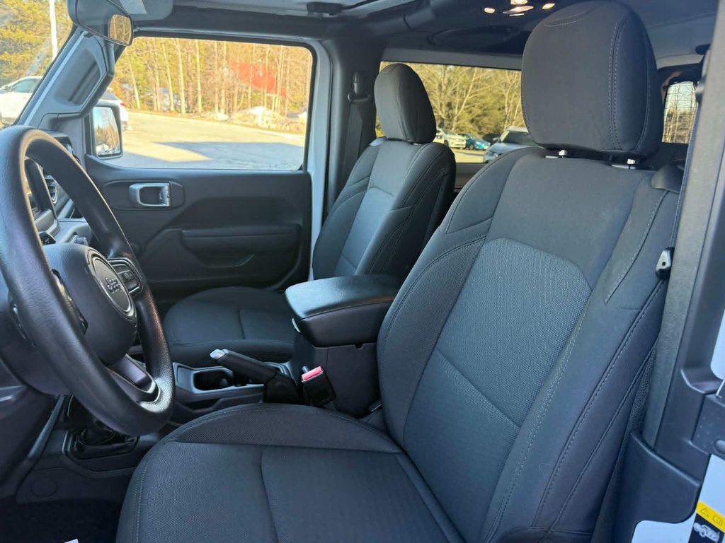 Jeep Wrangler Sport 2022 à Edmundston, Nouveau-Brunswick - 11 - w1024h768px