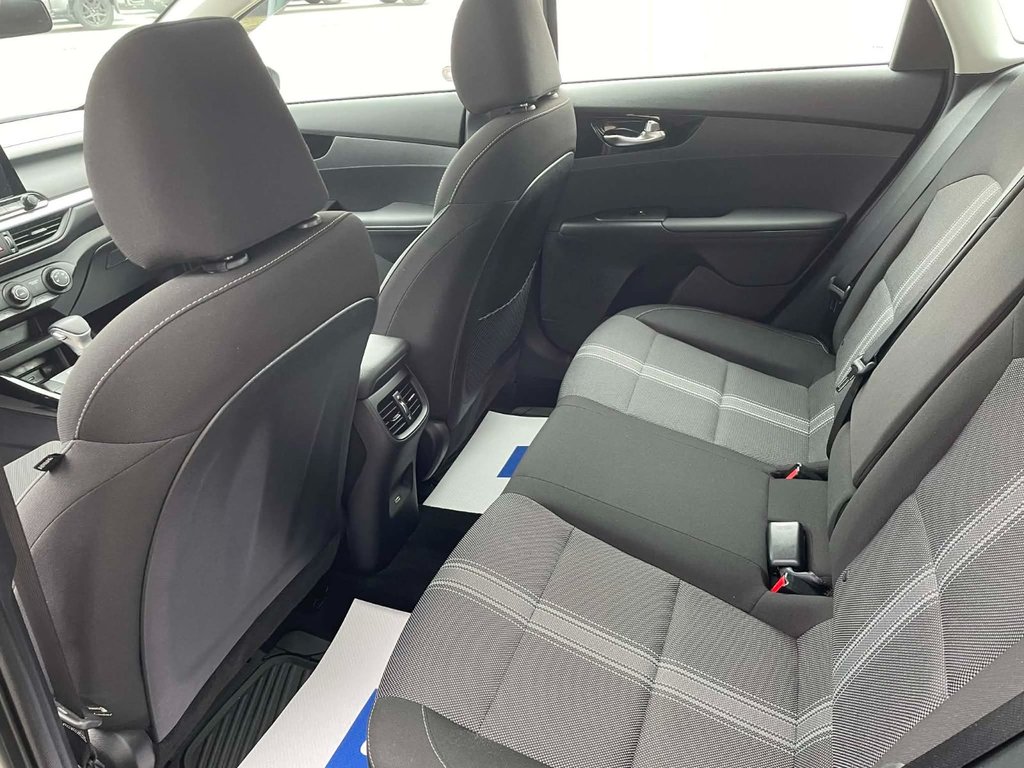 Kia Forte  2024 à Edmundston, Nouveau-Brunswick - 14 - w1024h768px