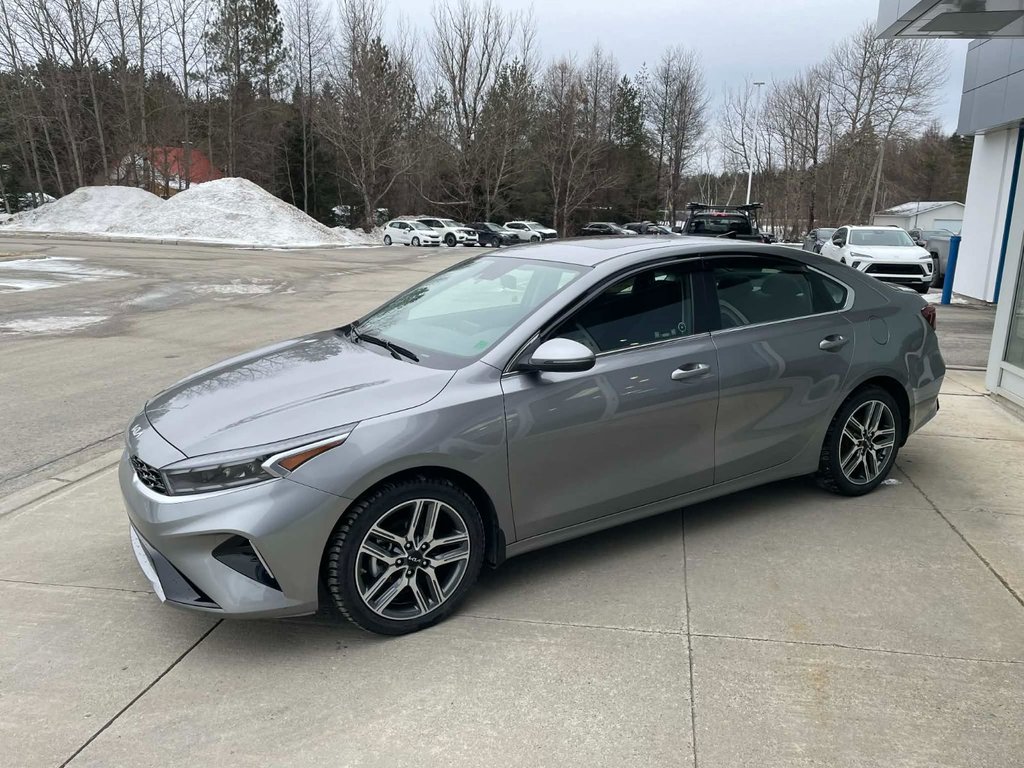 Kia Forte  2024 à Edmundston, Nouveau-Brunswick - 3 - w1024h768px