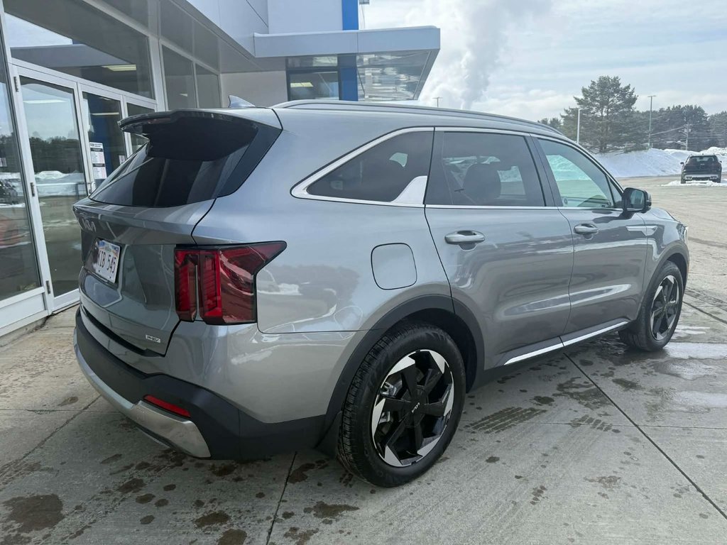 2025 Kia Sorento Plug-In Hybrid SX in Edmundston, New Brunswick - 5 - w1024h768px