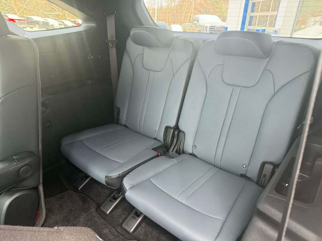 2025 Kia Sorento Plug-In Hybrid SX in Edmundston, New Brunswick - 15 - w1024h768px