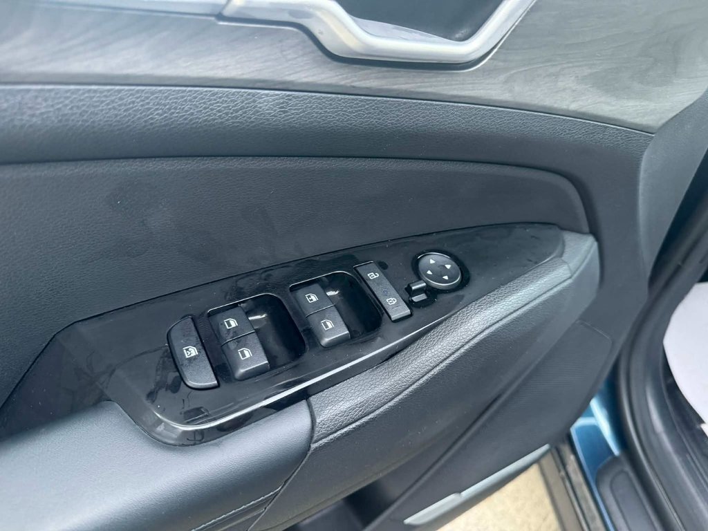 Kia Sportage LX AWD 2023 à Edmundston, Nouveau-Brunswick - 11 - w1024h768px