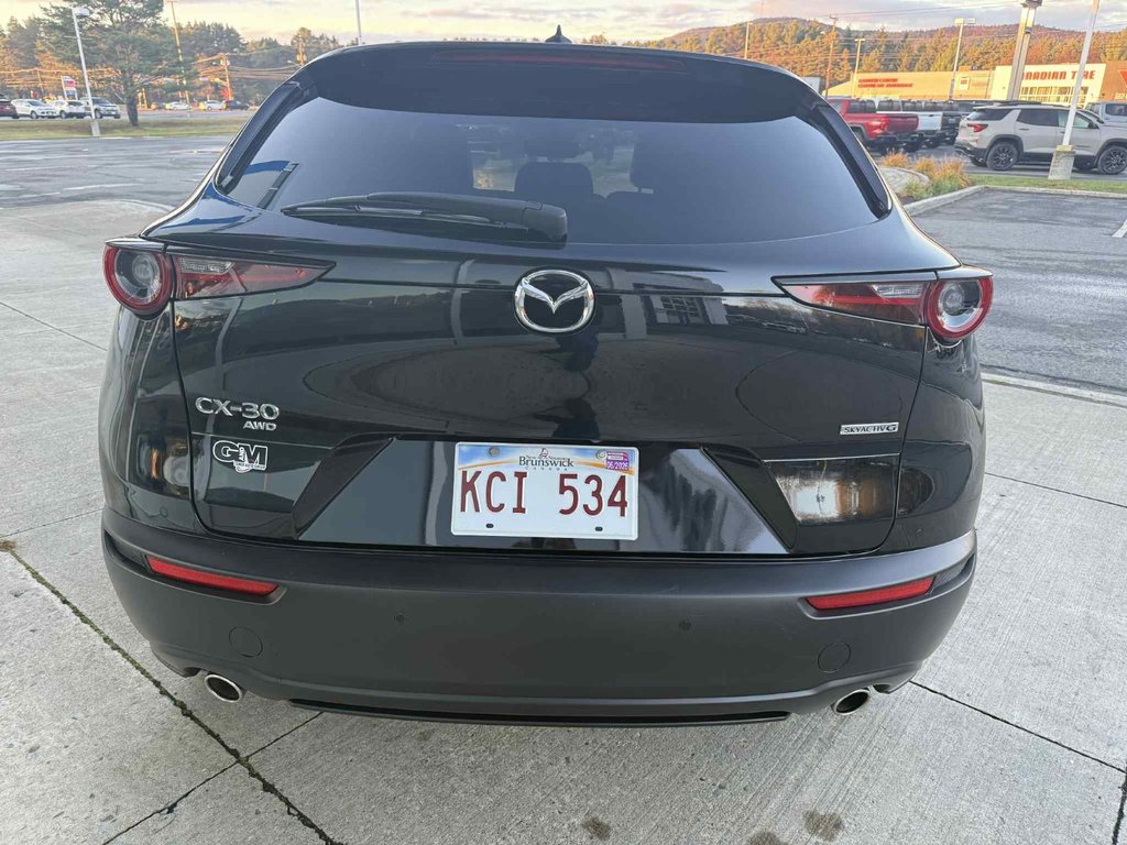 2021 Mazda CX-30 GT in Edmundston, New Brunswick - 8 - w1024h768px
