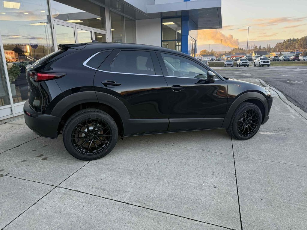 2021 Mazda CX-30 GT in Edmundston, New Brunswick - 5 - w1024h768px
