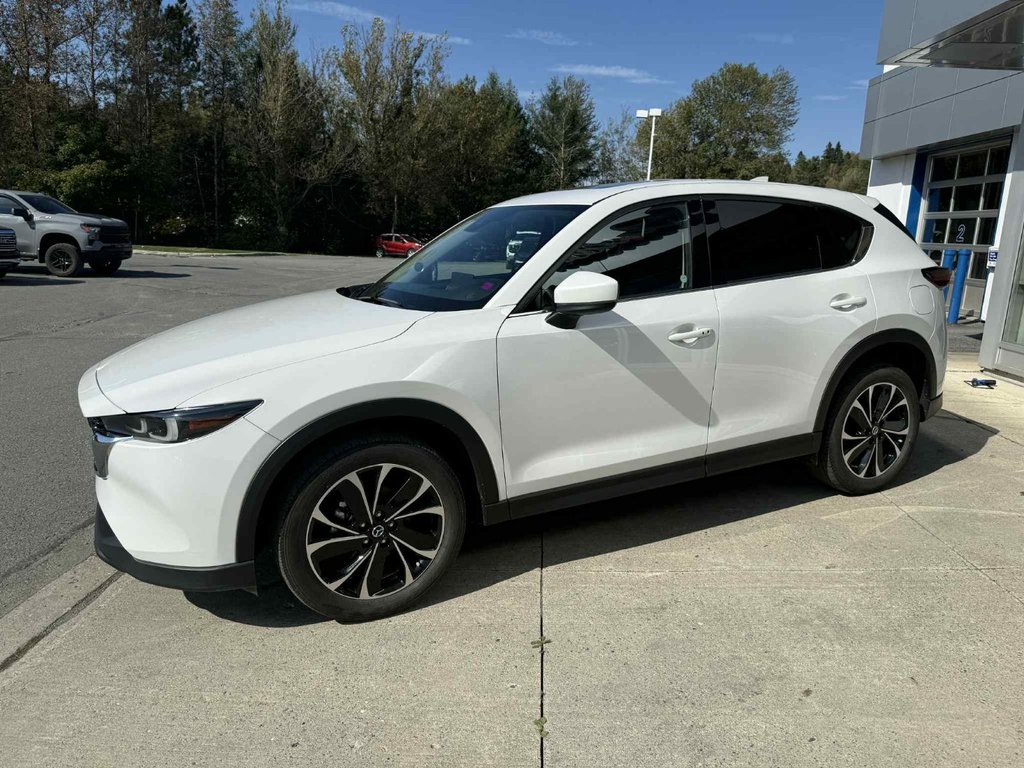 Mazda CX-5  2023 à Edmundston, Nouveau-Brunswick - 4 - w1024h768px