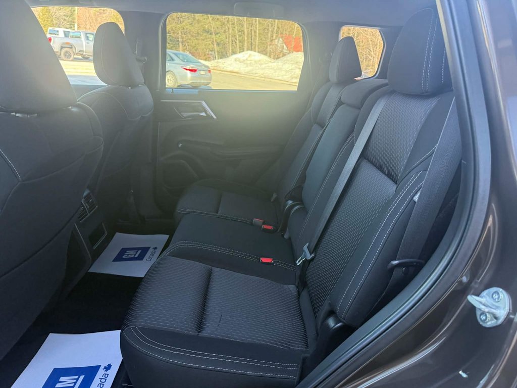 2022 Mitsubishi Outlander ES in Edmundston, New Brunswick - 11 - w1024h768px